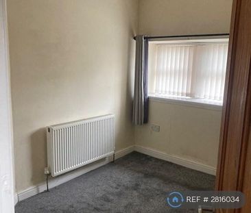 2 bedroom end of terrace house to rent - Photo 1