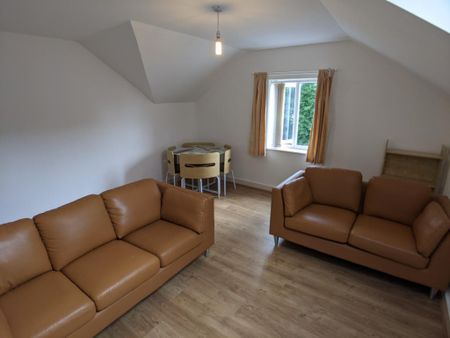 2 bedroom flat to rent - Photo 4