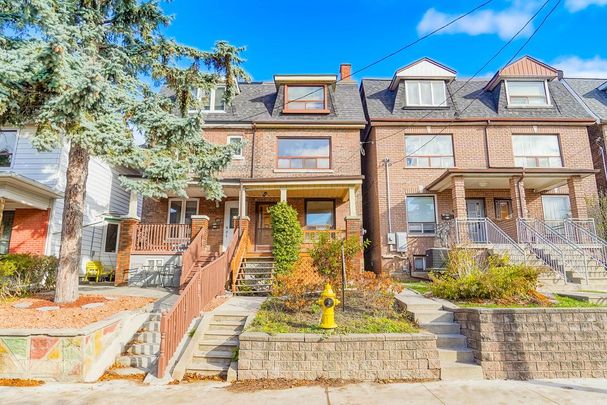 For Lease - 243 Montrose Avenue, Toronto, Ontario - Photo 1