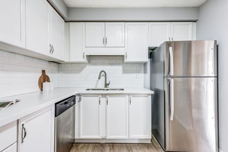 For Lease - 13 Hanning Court, Clarington, Ontario - Photo 3