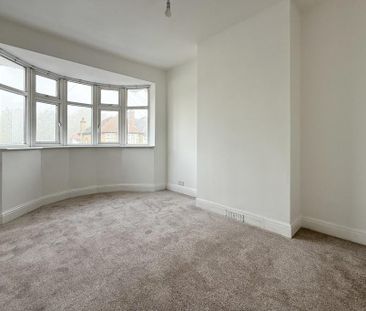 4 bedroom terraced house to rent - Photo 3