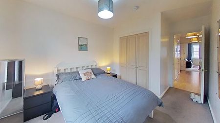 2 bedroom apartment to rent - Photo 2