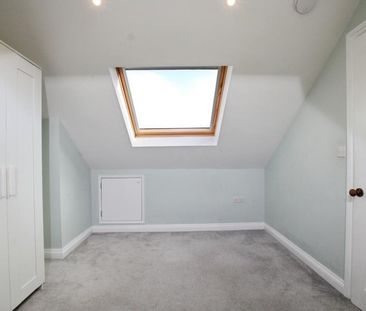 3 bedroom terraced house to rent - Photo 6