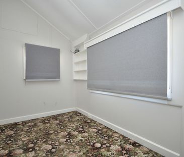 CLASSIC BUNGALOW - Photo 3