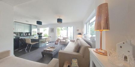 5 bedroom bungalow to rent - Photo 5