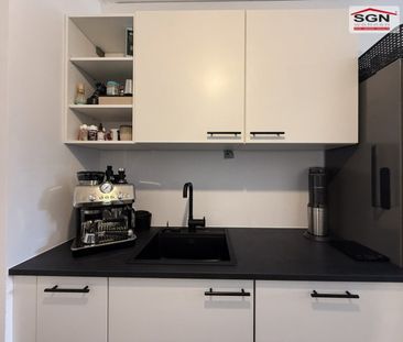 Schöne Wohnung zum Sofortbezug und mit PKW-Abstellplatz sowie schön... - Foto 1