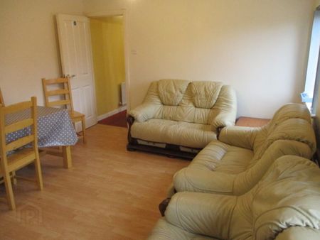 Great Location, 122c Fitzroy Avenue, Queens Botanic Quarter, Belfast, BT7 1HX - Photo 2