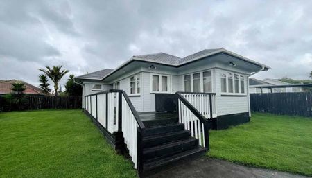 Peace in Pukekohe! - Photo 2