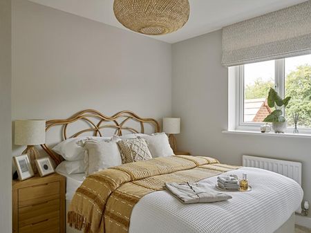 4 bedroom detached house to rent - Photo 3