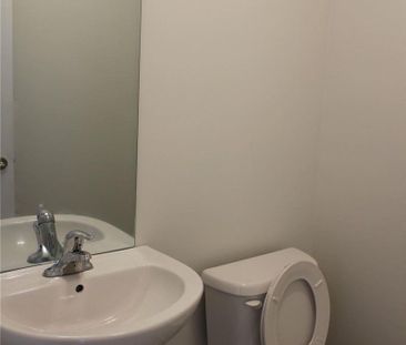 For Lease - 5 Jodphur Lane, Richmond Hill, Ontario - Photo 6