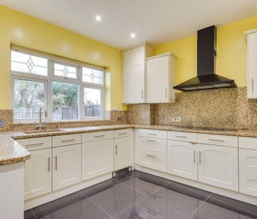 5 bedroom semi-detached house to rent - Photo 6