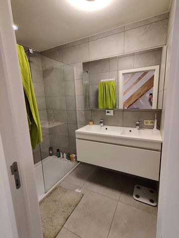Slaapkamer in een moderne gedeelde woning - Foto 4