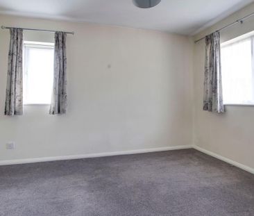 1 bedroom property to rent - Photo 2