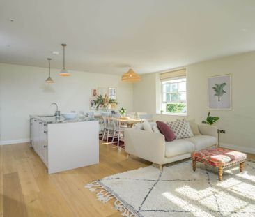 Hope Place, Lansdown - Photo 1