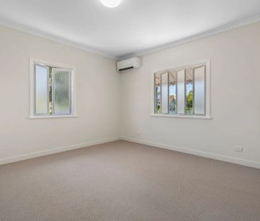 Renovated Home in Prime Sherwood Location - Photo 4