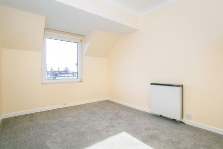 1 bedroom retirement property to rent - Photo 5