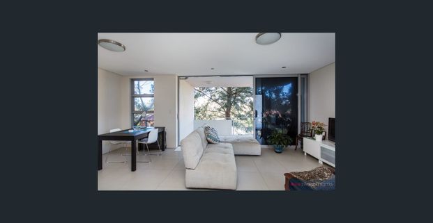 Ultra Modern Apartment to rear of security building - Photo 1