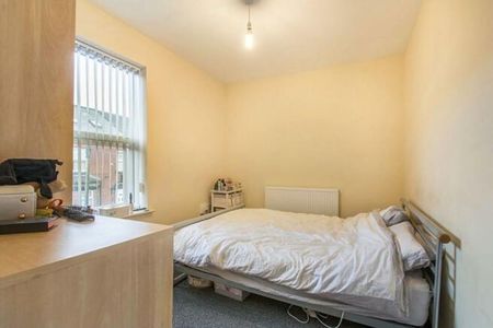 Edinburgh Road, Armley, LS12 3RW, Leeds - Photo 3