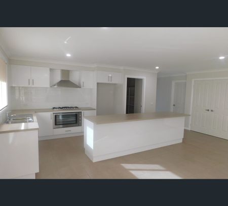 9 Darling Street, West Wodonga, Vic 3690 - Photo 5