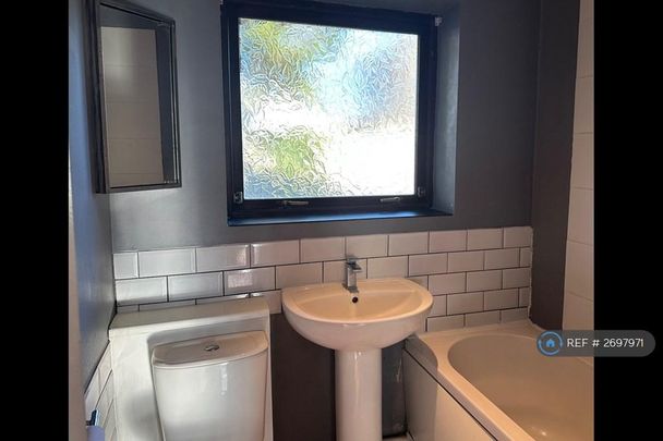 2 bedroom bungalow to rent - Photo 1