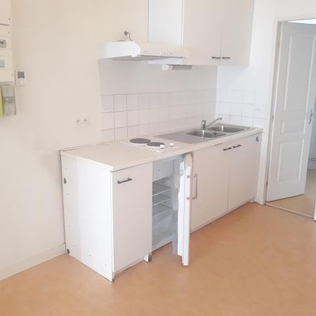 Location Appartement 1 pièce 35m² BORDEAUX 33000 - Photo 3