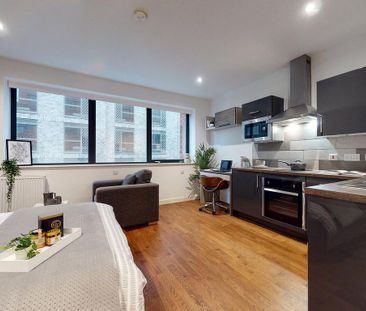 Studio to rent - Photo 1