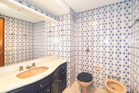 Apartamento com 4 quartos e 197m² para alugar em Moinhos de Vento, Porto Alegre. - Foto 5