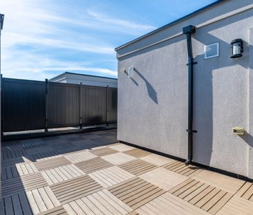 For Lease - 12860 Yonge Street Unit# 9, Richmond Hill, Ontario - Photo 4