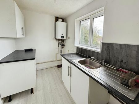 Tudor Road, Nuneaton - Photo 5