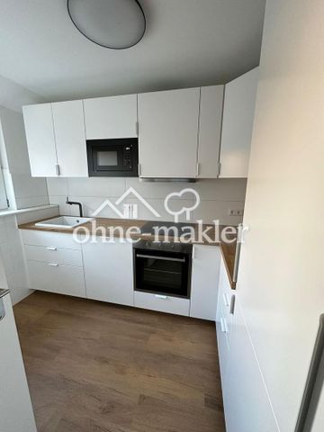 Frisch sanierte Dachgeschosswohnung mit neuer Einbauküche - Photo 5