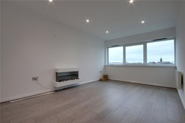 2 bedroom property to rent - Photo 1