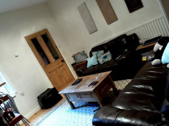 18a Station Street - 4 Double bedrooms & 2 bathrooms Loughborough - Photo 1