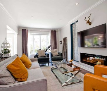 For Lease - 56 Redstone Road, Richmond Hill, Ontario - Photo 3