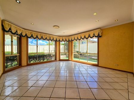 Relaxed Family Living with Pool in a Peaceful Mount Annan Pocket - Photo 3