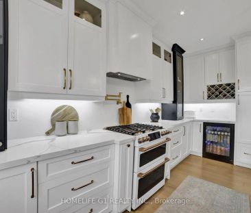 24 CESAR PLACE - Photo 2