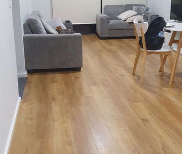 Thornhill Park - Photo 4