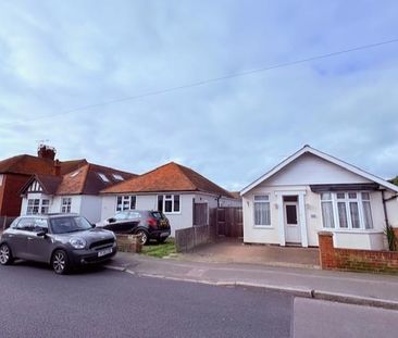 2 bedroom detached bungalow to rent - Photo 3