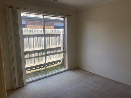 Combining Modern Style and Low Maintenance Living! - Photo 3