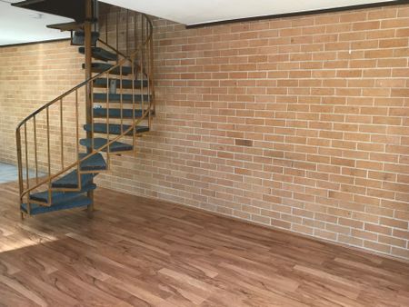 River St Unit - Photo 5