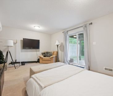 For Lease - 151 CLAIRFIELDS Drive Unit# 41, Guelph, Ontario - Photo 1