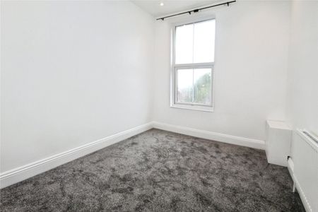 St. Mary’s Road, London, SE25 6UT - Photo 3