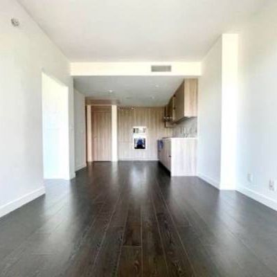 Modern Luxury Condo for Rent – 1 Bedroom + Den + Parking + Storage New Concord - Photo 3