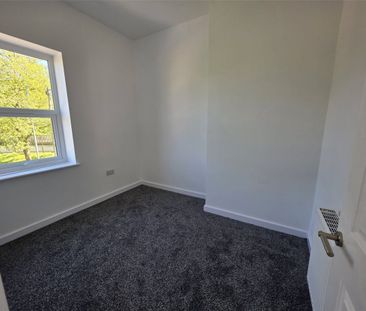 Ingham Road, Dewsbury, West Yorkshire, WF12 - Photo 1