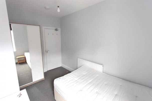 Hunter House Road, Sheffield, S11 8TW - Photo 1