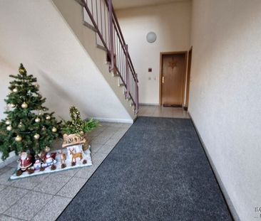 2 Zimmer Wohnung mit Balkon, Badewanne und Einbauküche in Kirchberg... - Foto 3