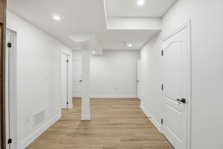 For Lease - 406 Thornborrow Court Unit# Basement, Milton, Ontario - Photo 4