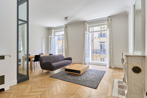 Appartement à louer à Paris 8Ème - Photo 1
