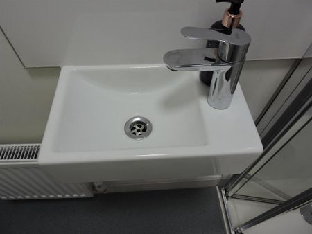 Studio to rent - Photo 4