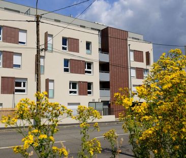 location Appartement T3 DE 61.76m² À NANTES - Photo 2