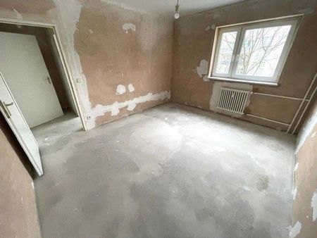 Renovierungsbedürftige 3-Zimmer-Wohnung – Gestalten Sie Ihr Traumzuhause! - Photo 3